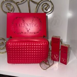Rosso • Valentino Limited Edition Holiday
Pouch & Lipstick Set of 2 Brand New